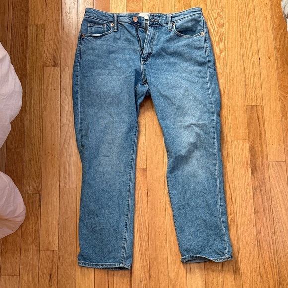 Universal Thread Denim - Universal Thread High Rise Blue Jeans